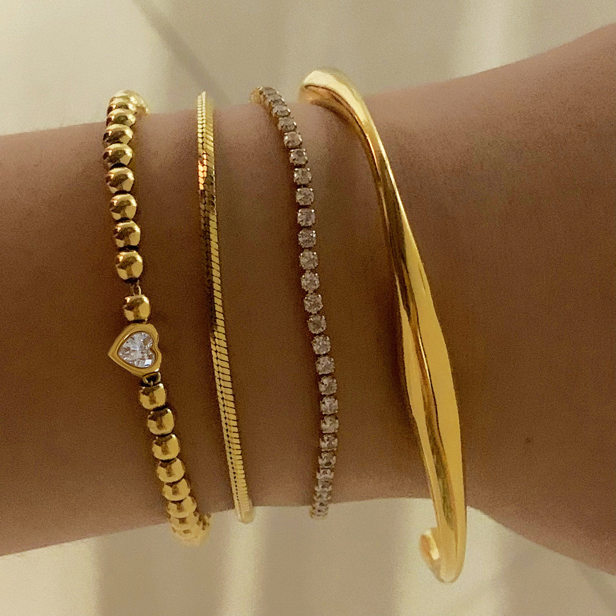 HeartGlow Beaded Bracelet