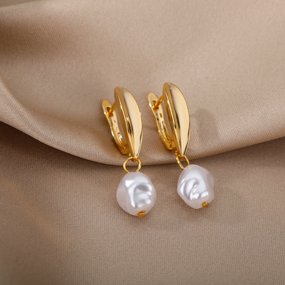 The Bella Pearl Drops