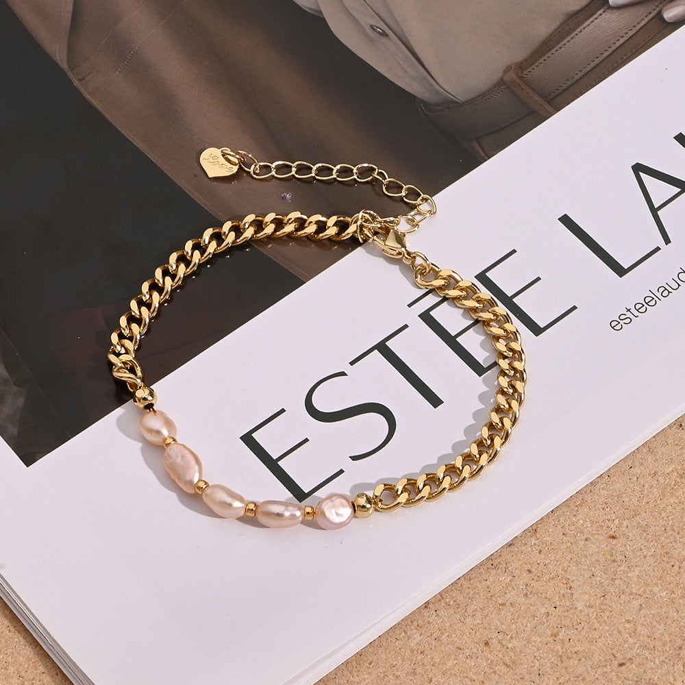 Five pearl bracelet