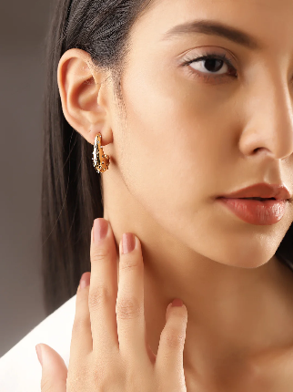 Bella Chunky Crystal Swirl Hoops