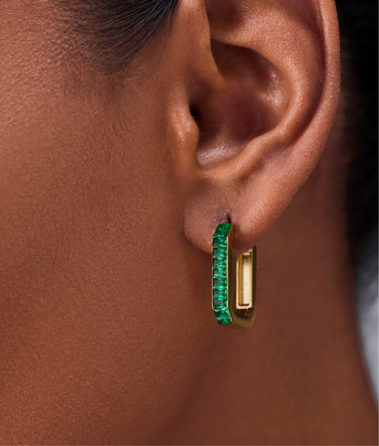 Olivia Hoops