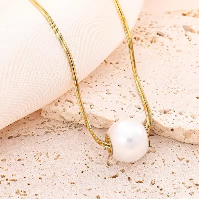 Pearl Gold Nevklace