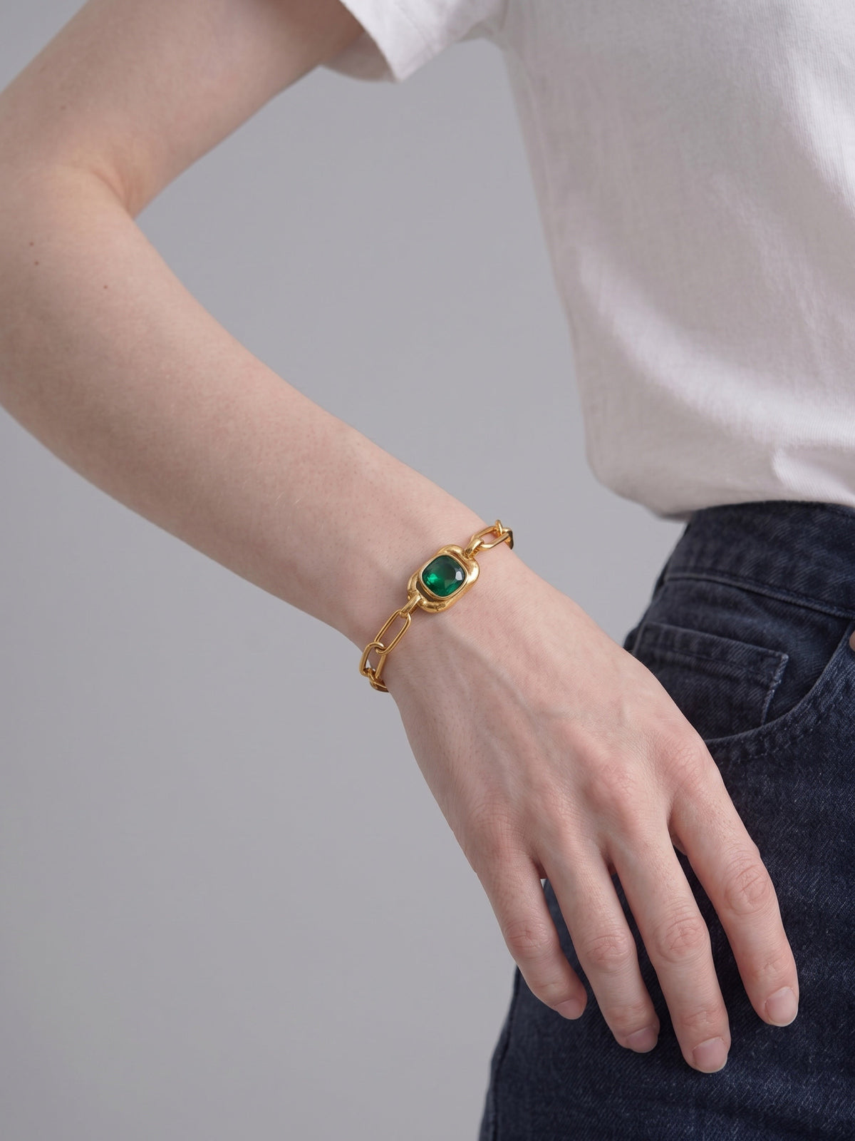 Emerald muse bracelet