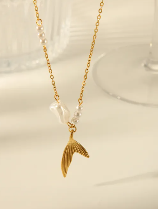 Fishtail necklace