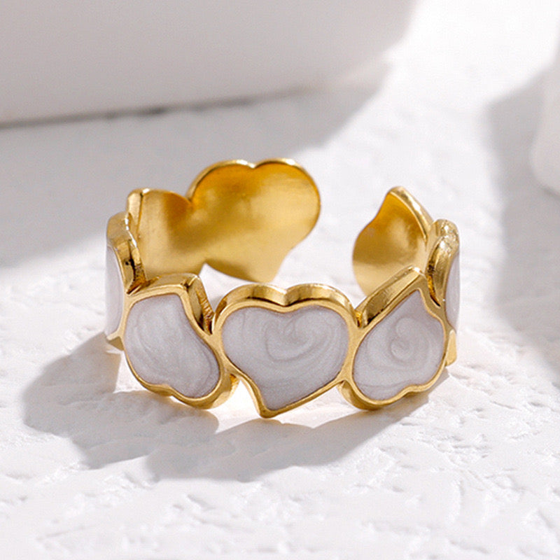 Enamel heart ring