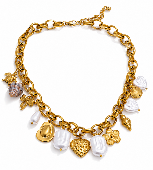 Sao beach charm necklace