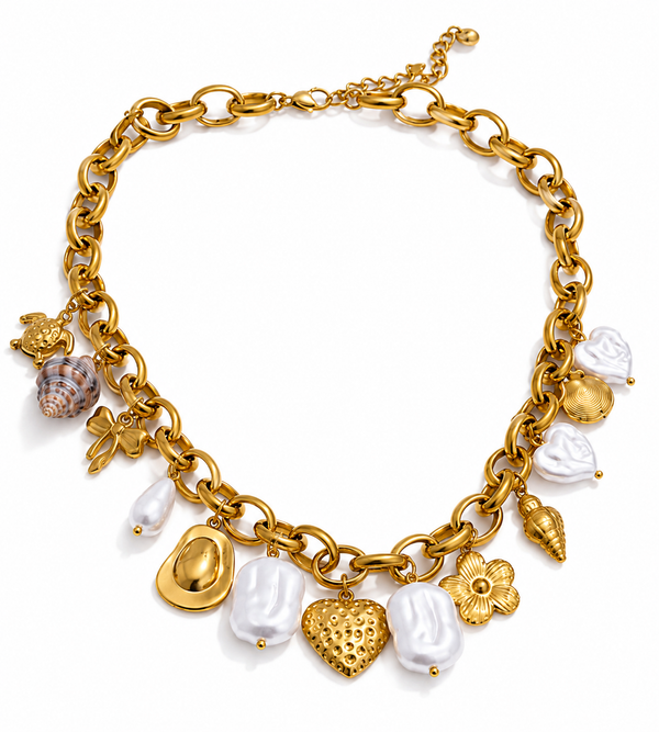 Sao beach charm necklace
