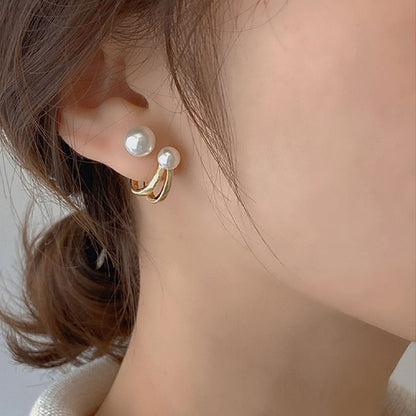 Swing slip pearl earrings
