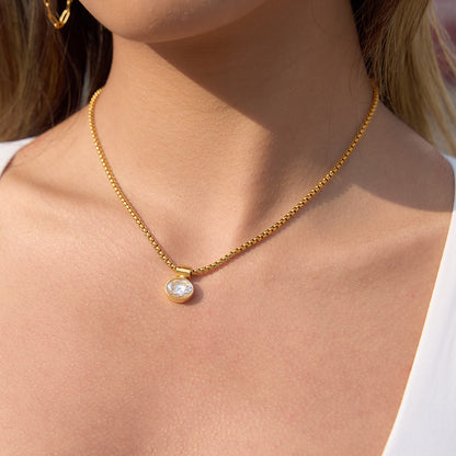 Sunday Gold  Necklace