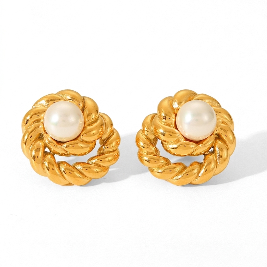 Vintage swirl pearl studs