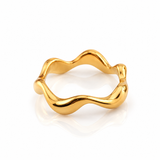Wavy Gold Band Ring
