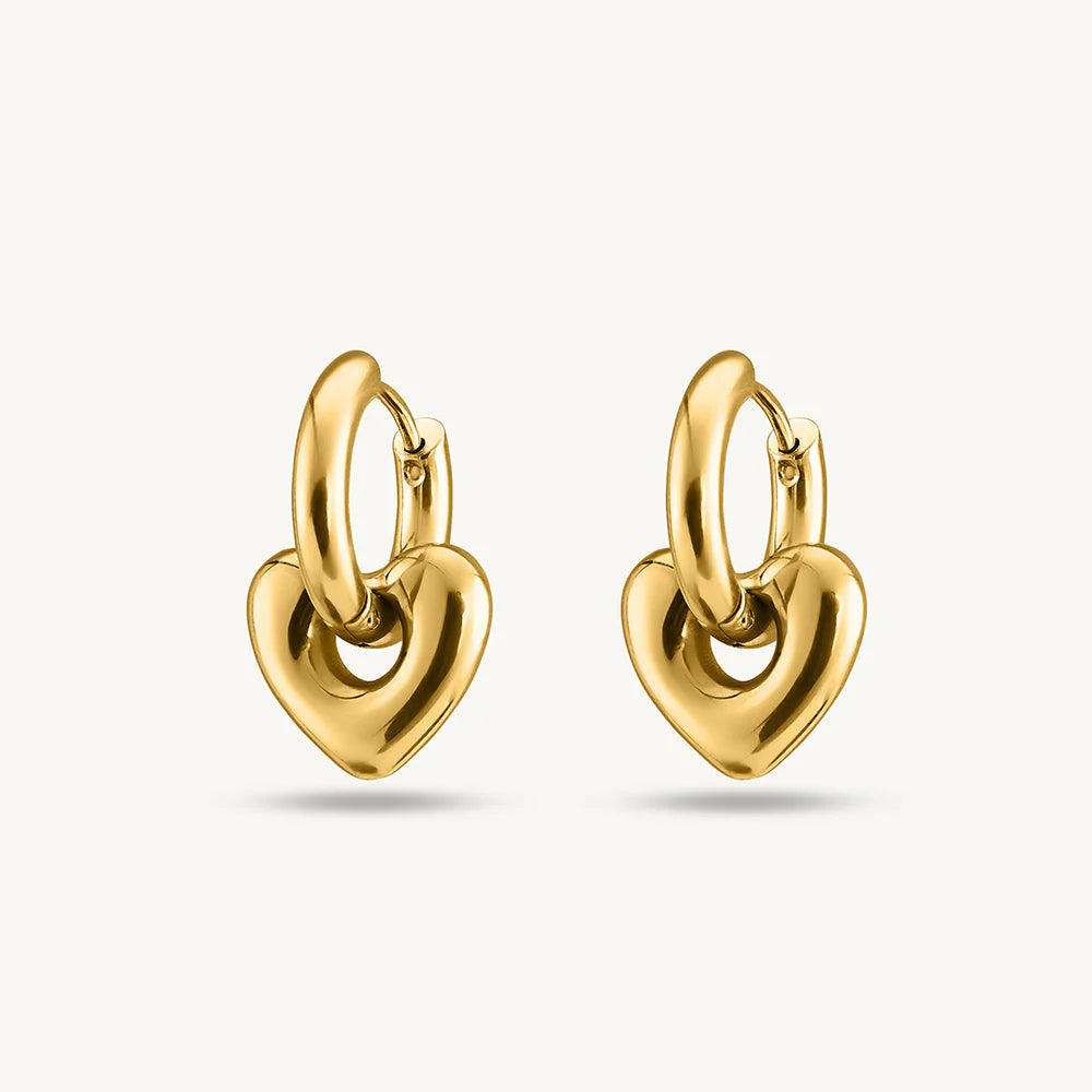 Link Earrings gold front view