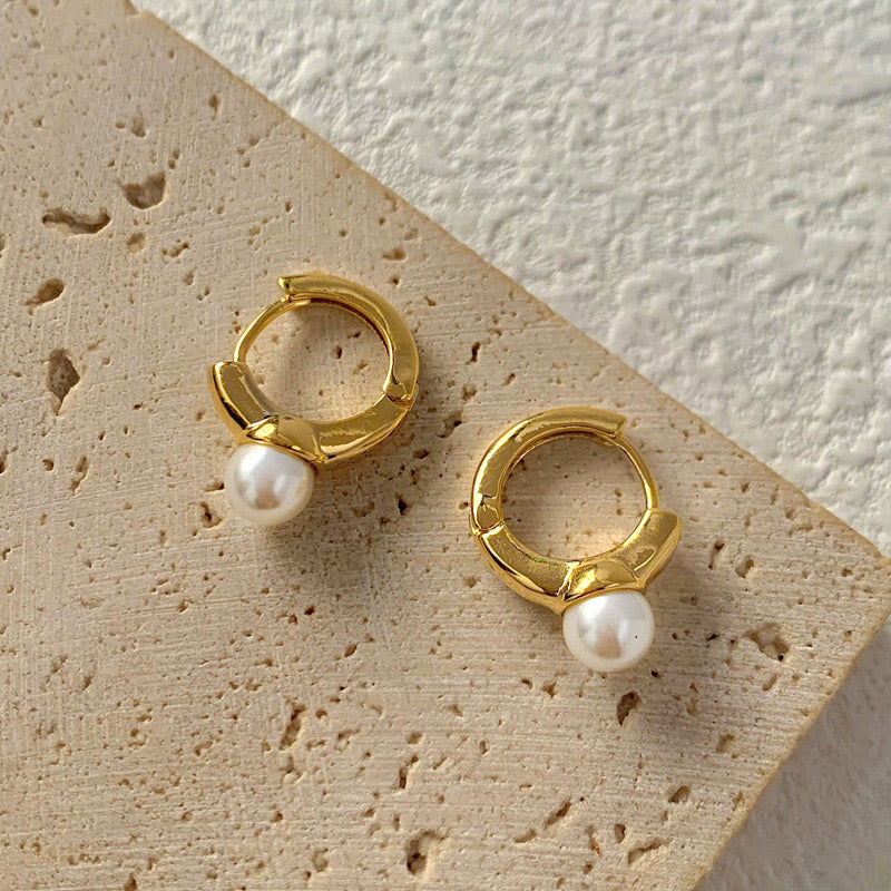 Little Pearl Huggies minimal pearl earrings front view