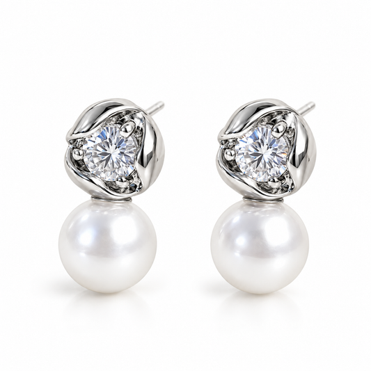 Luna Pearl studs
