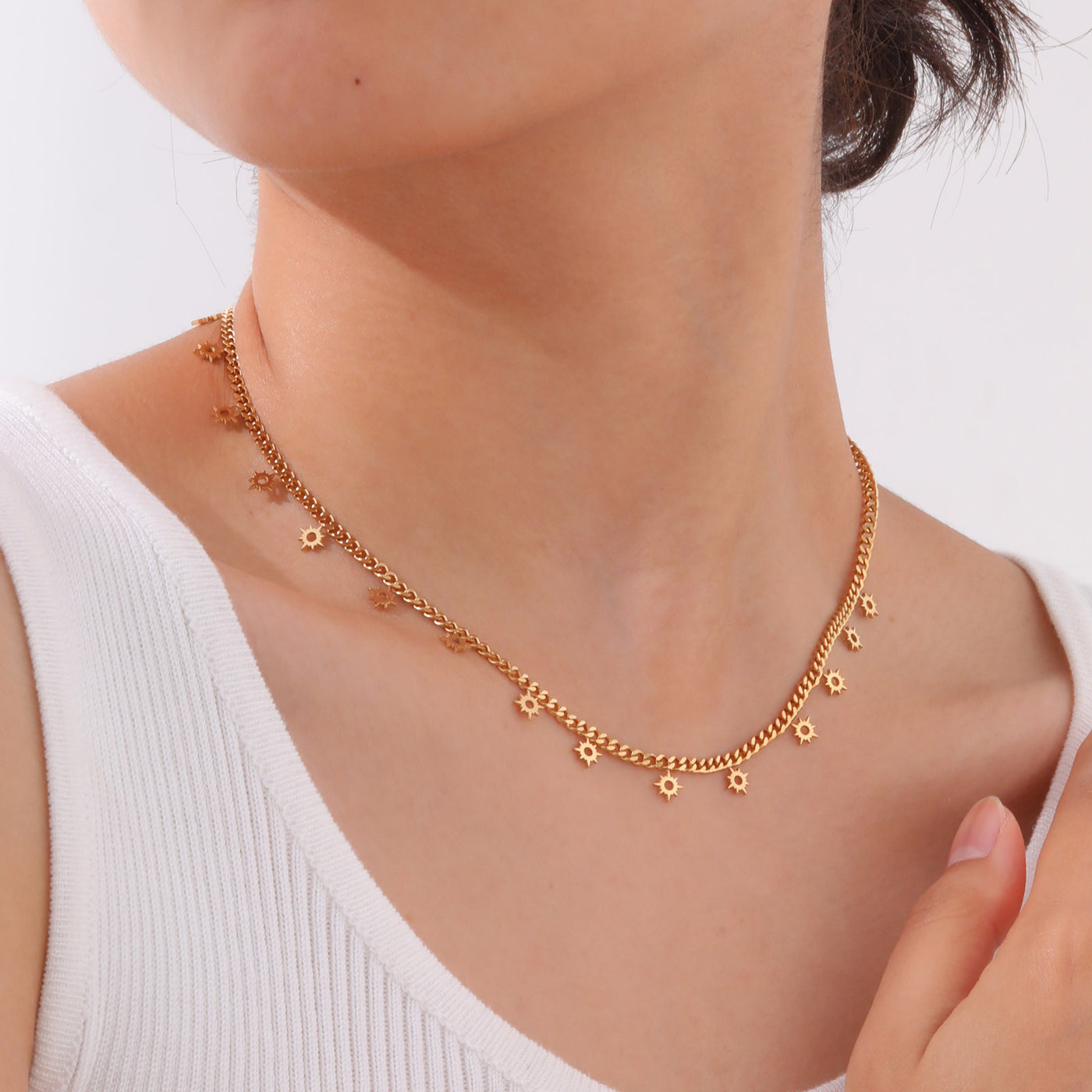 Minimalist floral-inspired gold chain necklace